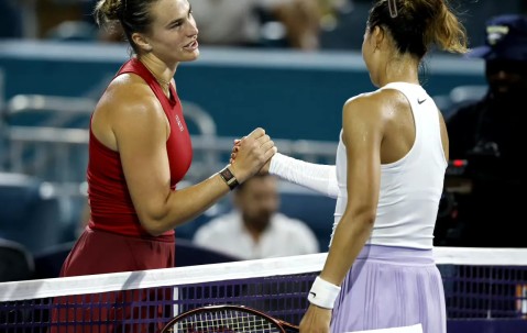 开云在线入口 -包含Ming巅峰对决，莎拉波娃与70激战西班牙队分钟，逆转胜负难料！的词条